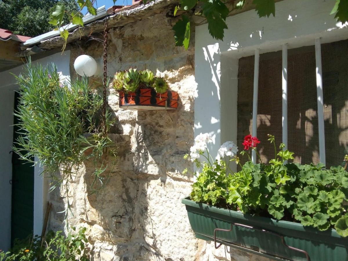 House Kuna Bristane Exterior foto